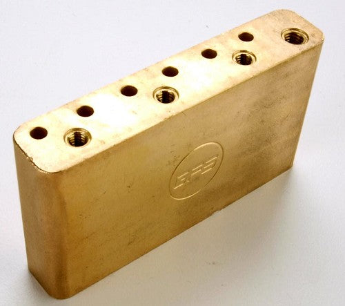 "Classic Vibe","Made in Mexico" 10.5mm spaced brass Tremolo Block D70BB